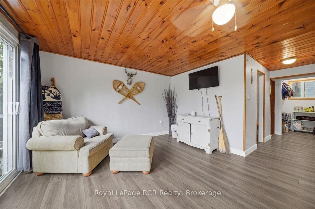 45 Andrew Drive • Tiny, ON photo 7