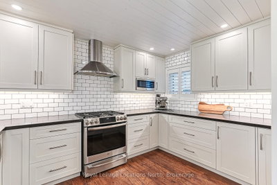 423 Mariners Way • Collingwood, ON photo 9