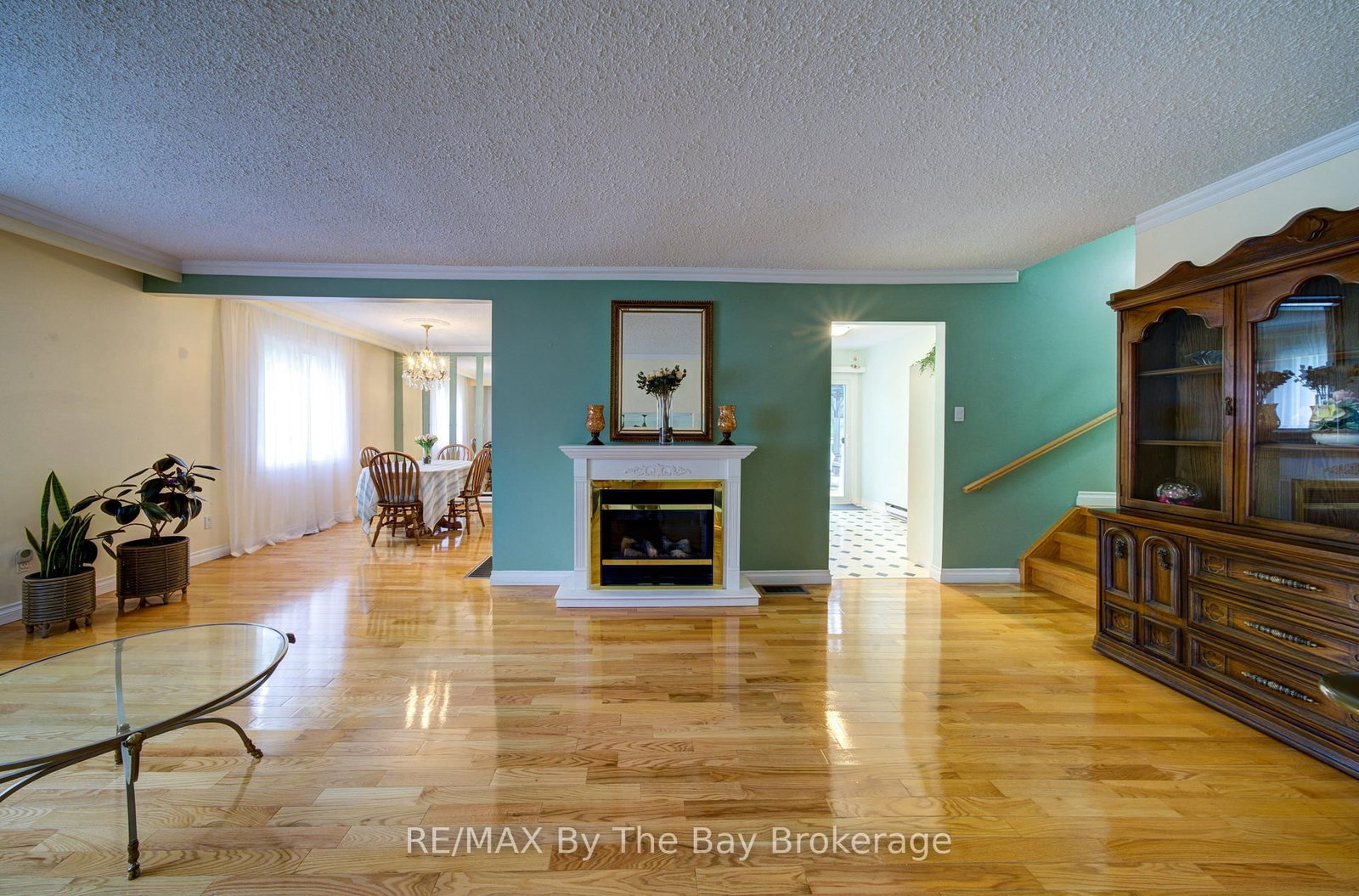 93 Frederick Dr S/s Drive • Wasaga Beach, ON photo 11