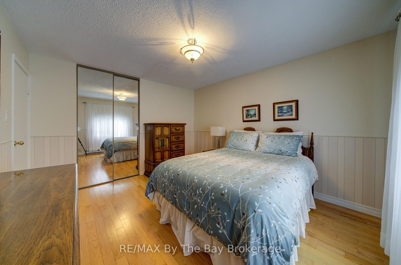 93 Frederick Dr S/s Drive • Wasaga Beach, ON photo 19