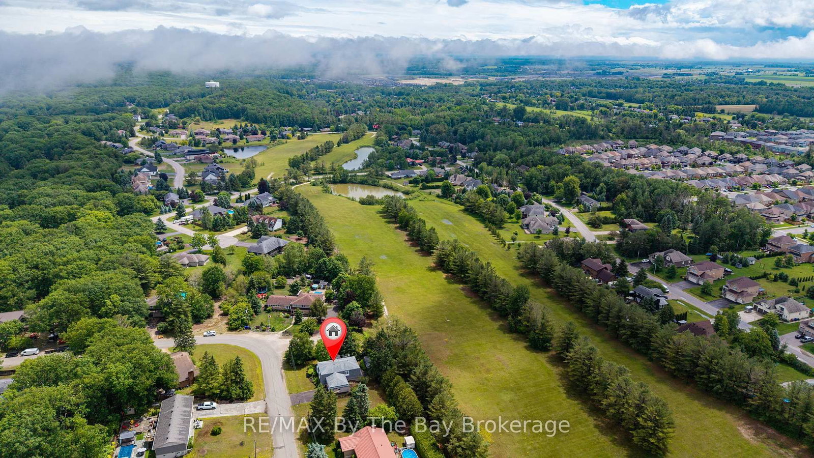 93 Frederick Dr S/s Drive • Wasaga Beach, ON photo 47