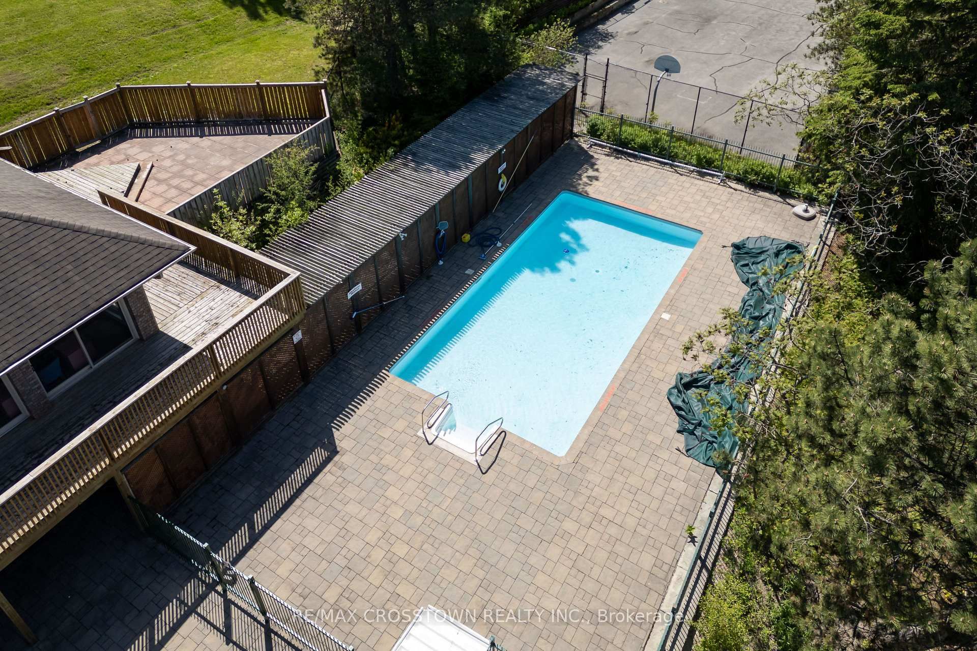 1 Quail Crescent, Unit 303