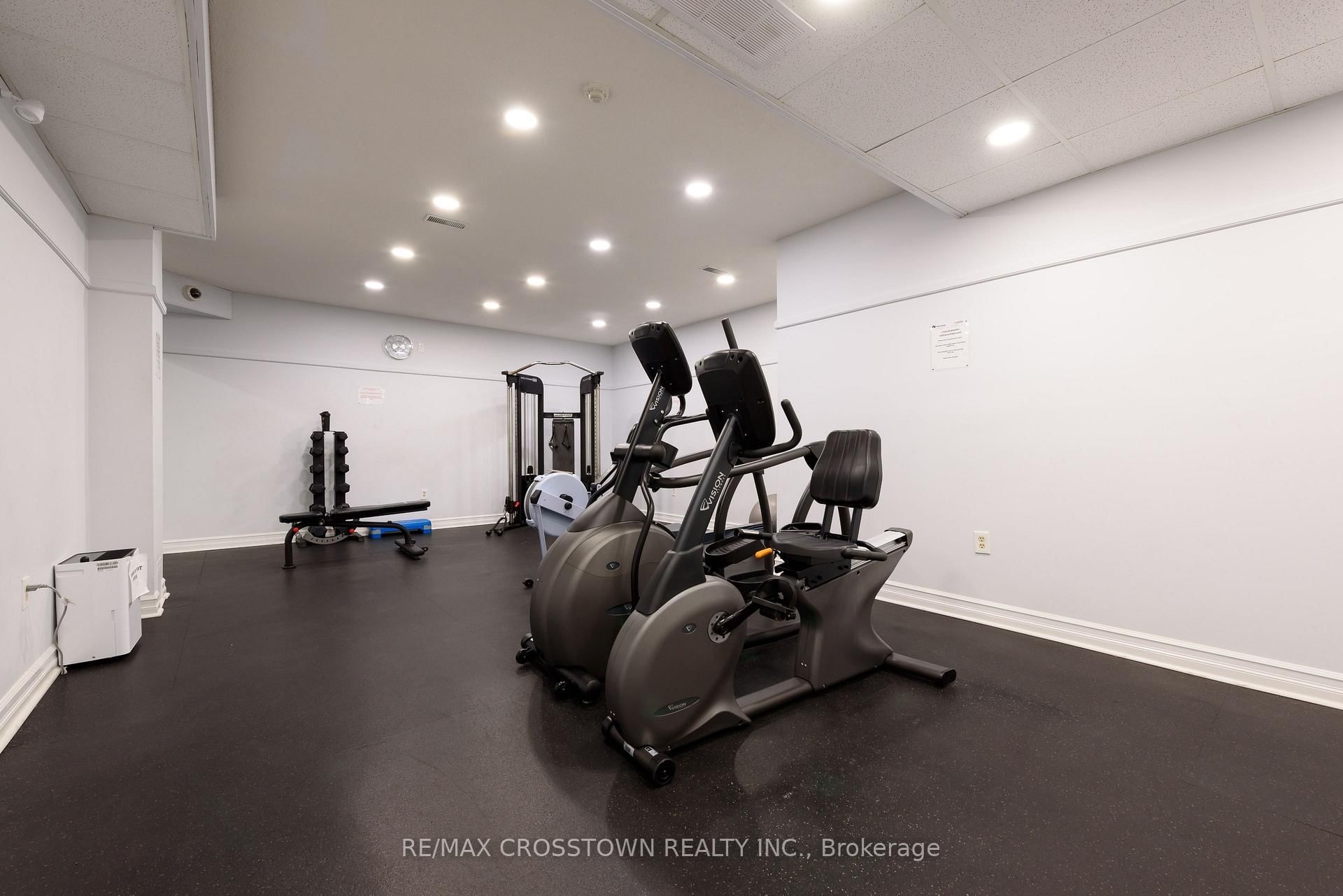 1 Quail Crescent, Unit 303