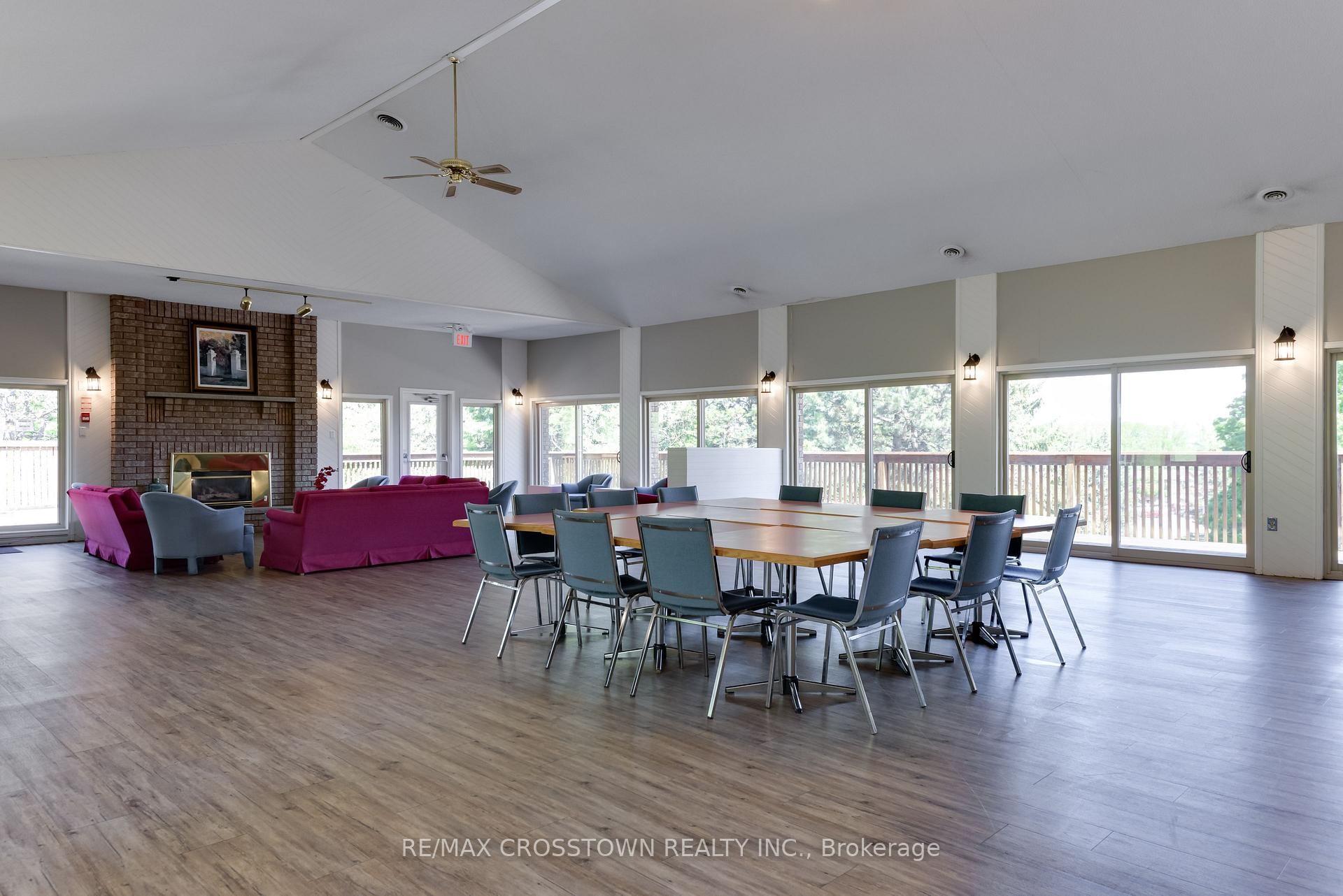 1 Quail Crescent, Unit 303
