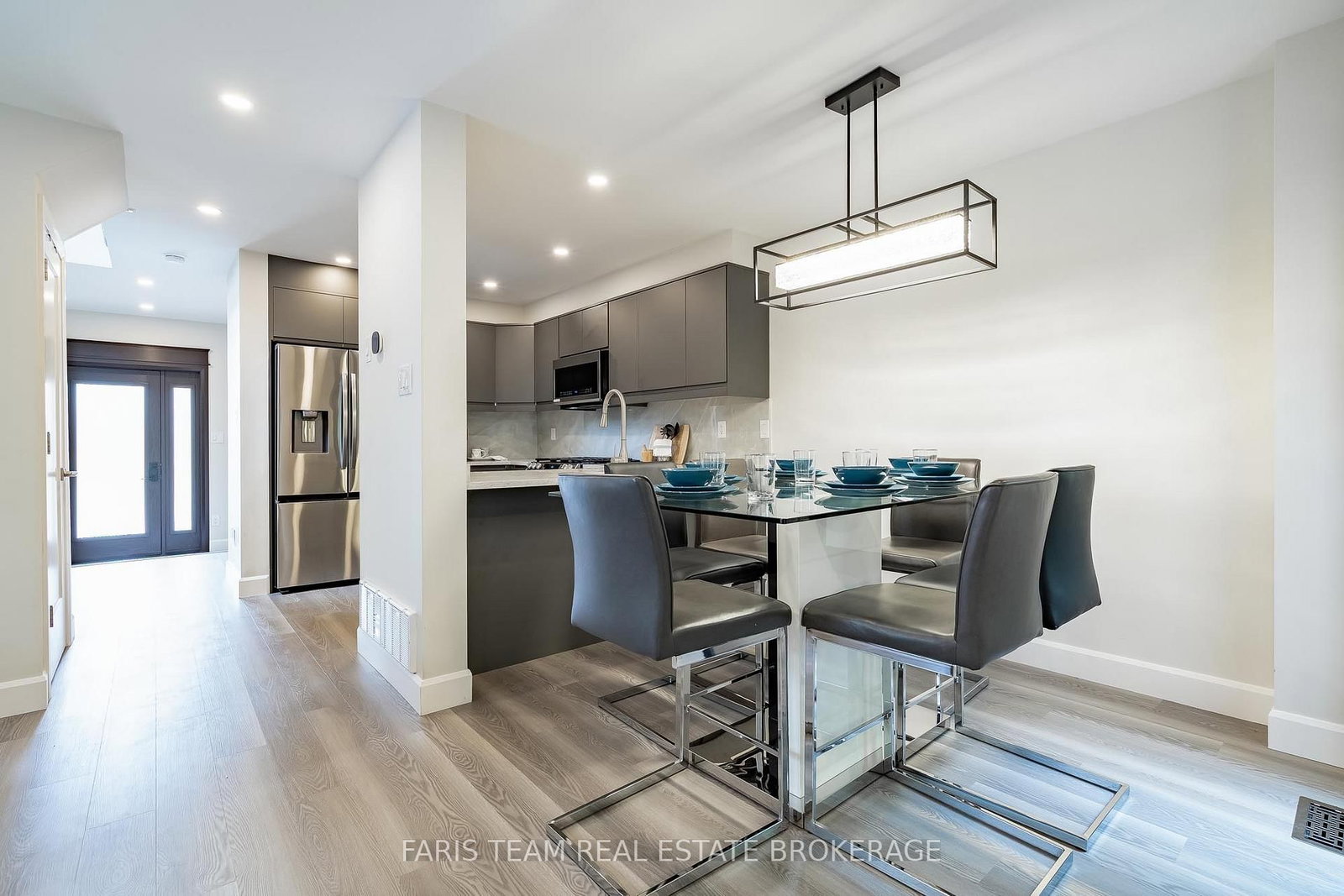 44 Hawthorne Crescent • Barrie, ON photo 10