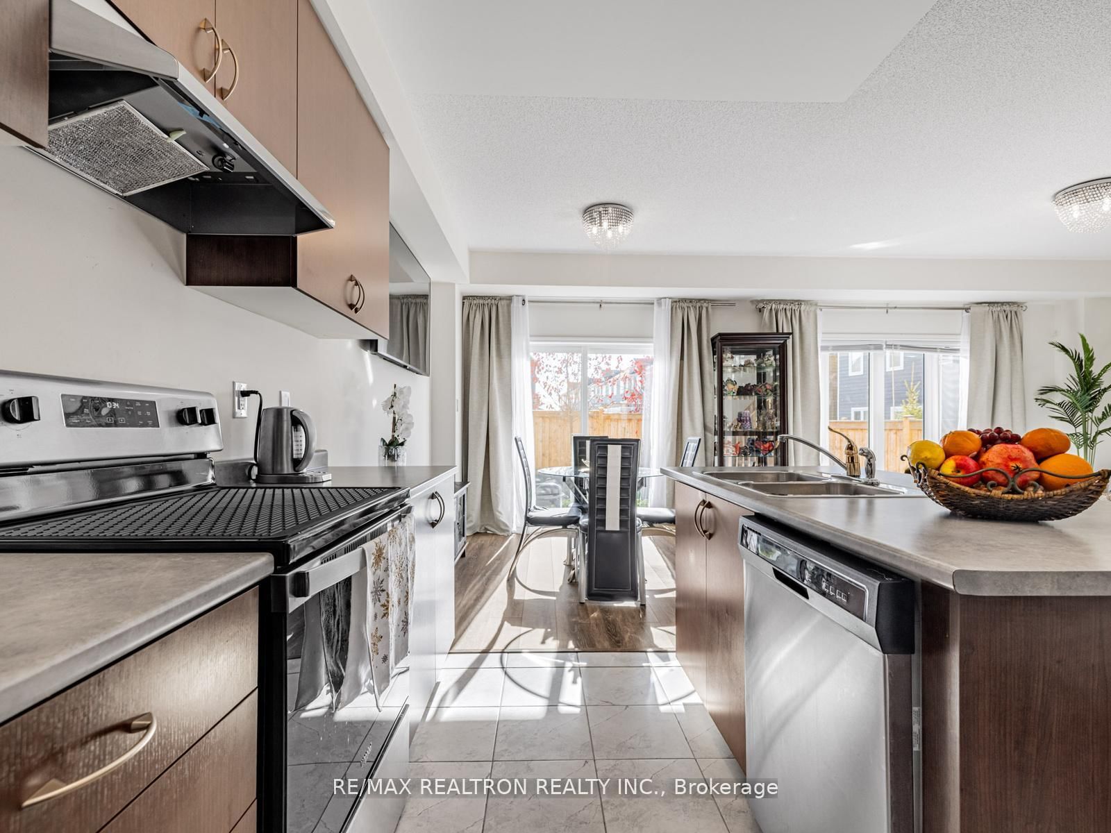 6 Bobolink Drive • Wasaga Beach, ON photo 7