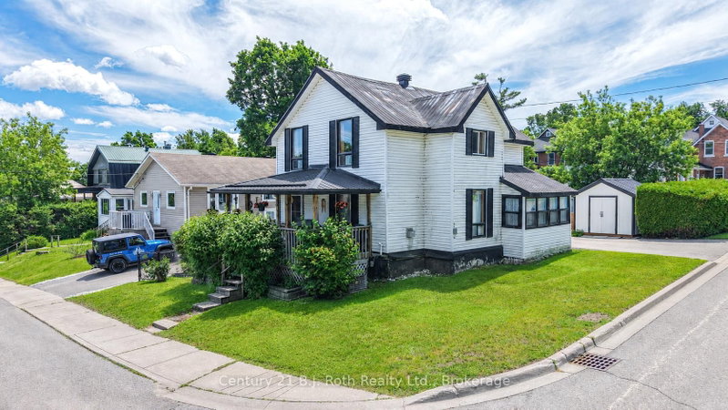 139 Borland Street E
