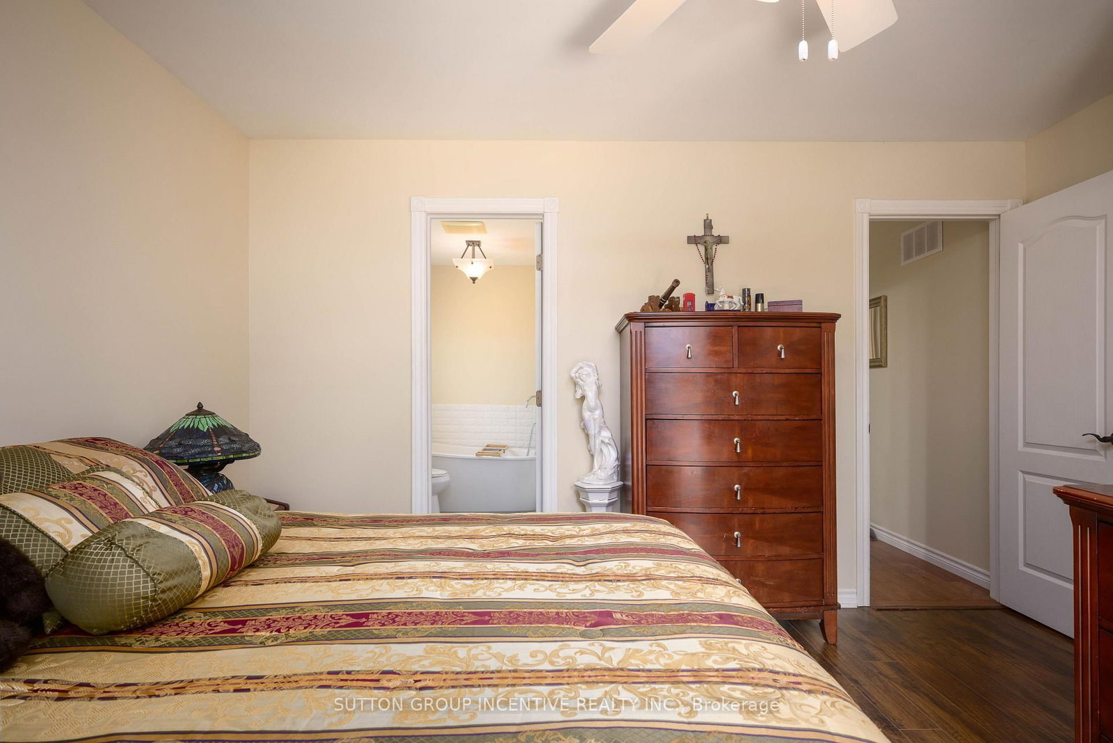 48 Wesley Avenue • Wasaga Beach, ON photo 16