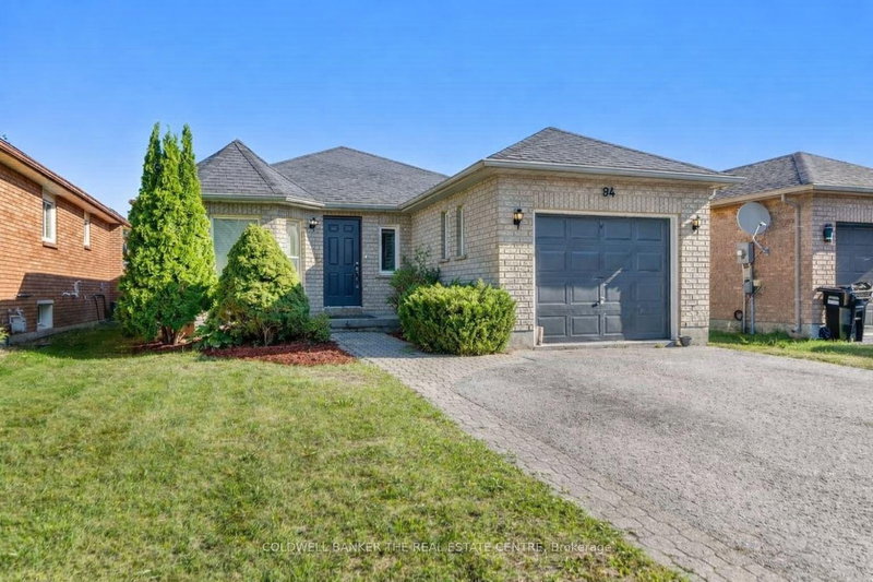 home for lease on 94 Buchanan Street