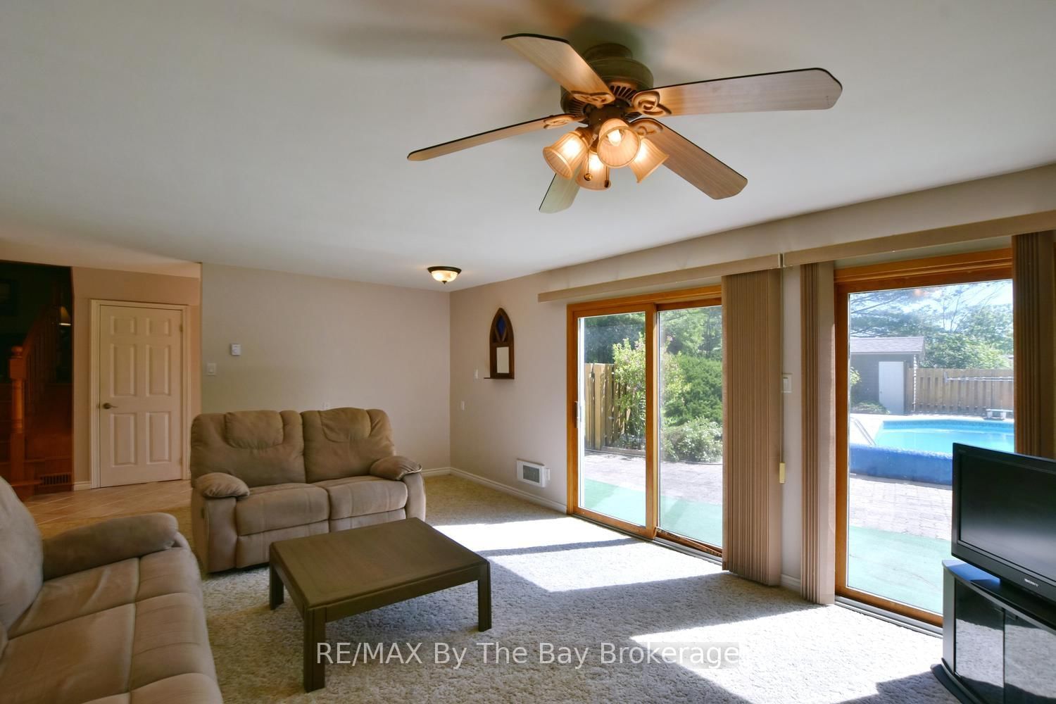 69 Frederick Drive • Wasaga Beach, ON photo 9