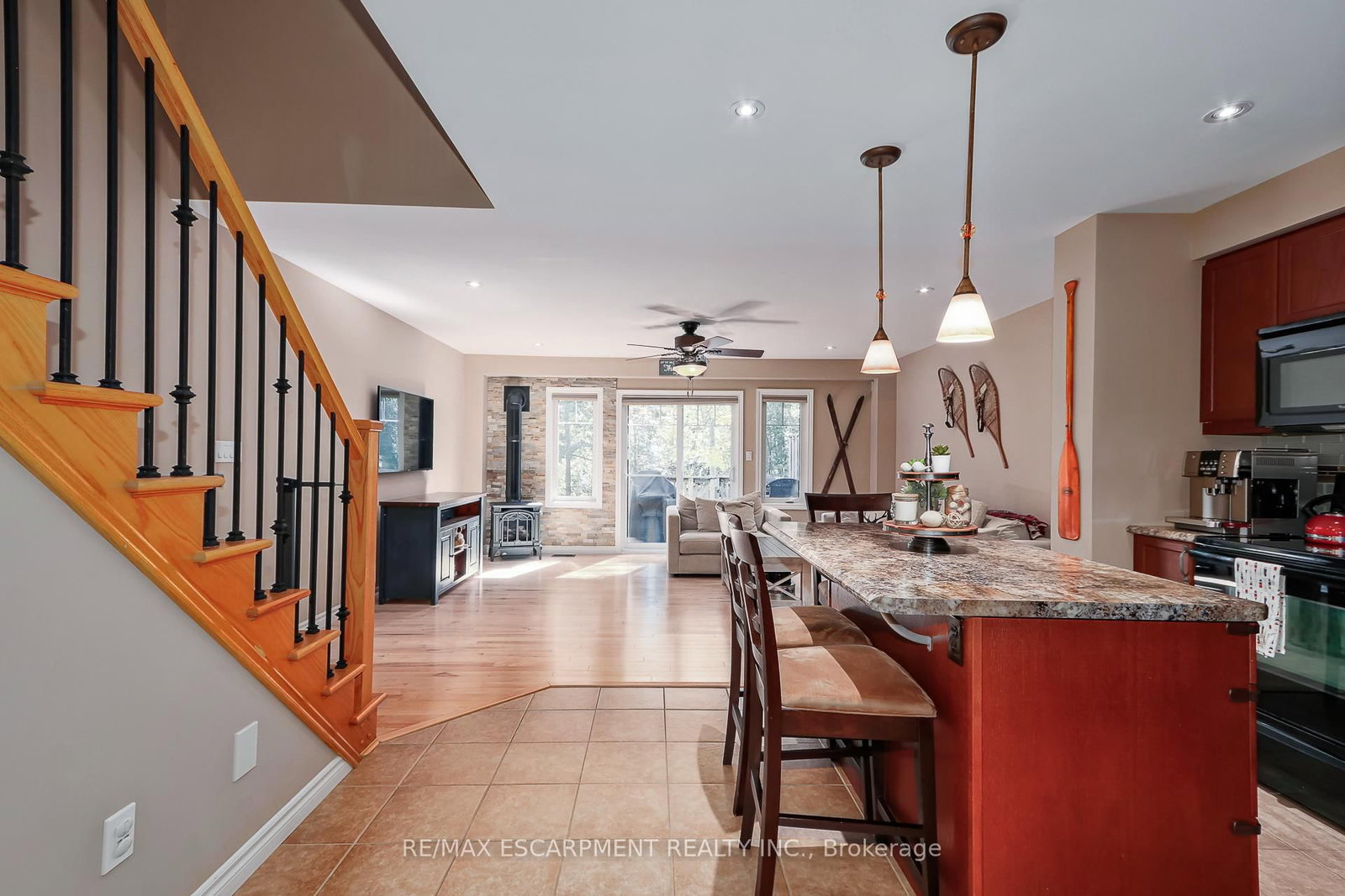 72 SILVER GLEN Boulevard • Collingwood, ON photo 5