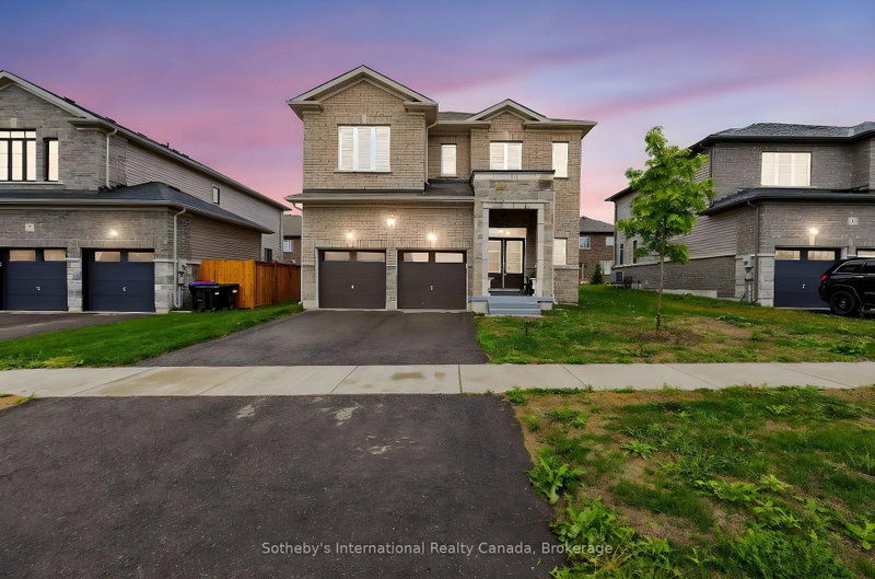 5 Middleton Dr, Wasaga Beach, Ontario