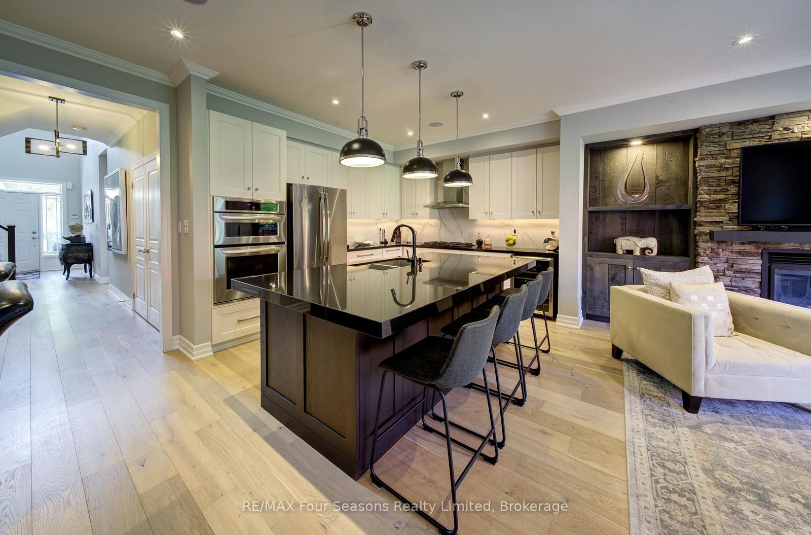 17 Collship Lane • Collingwood, ON photo 13