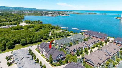 17 Collship Lane • Collingwood, ON photo 5