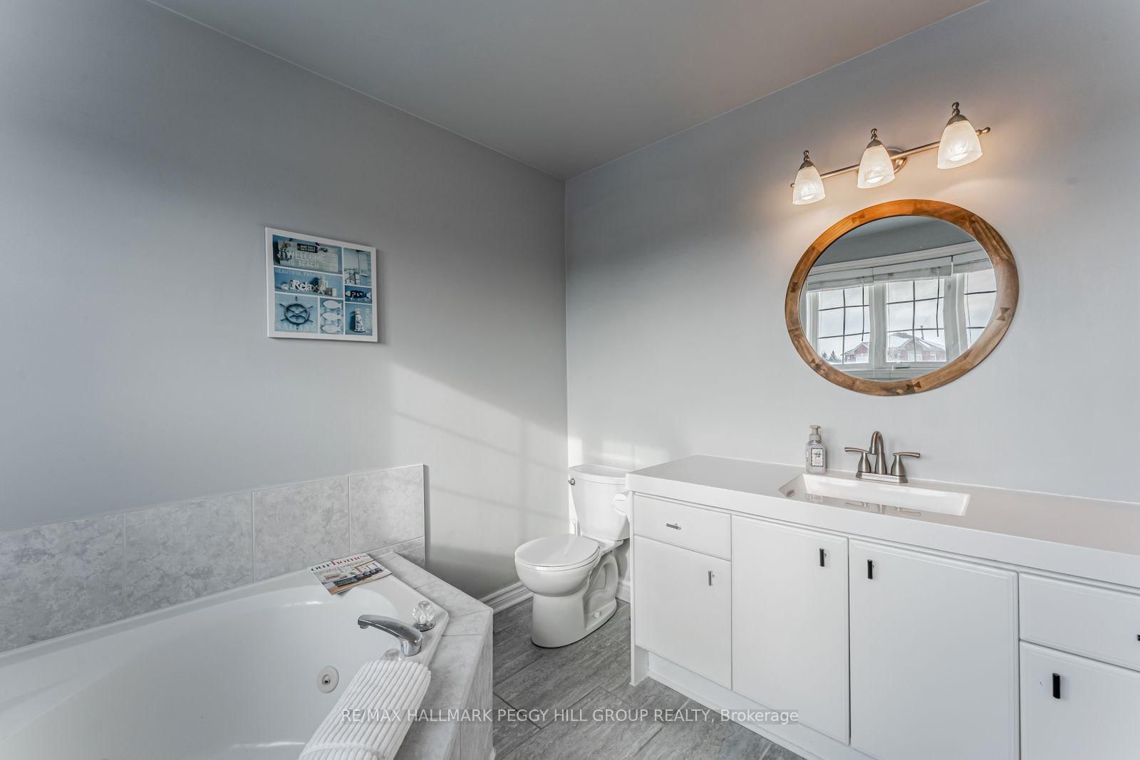 26 Kenwell Crescent • Barrie, ON photo 13