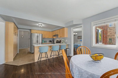26 Kenwell Crescent • Barrie, ON photo 5
