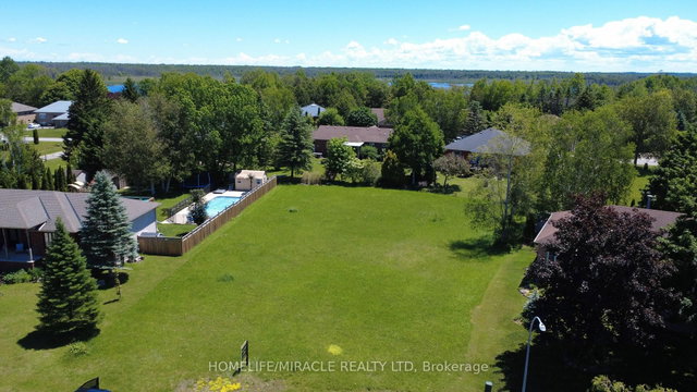31 Fairway Crescent