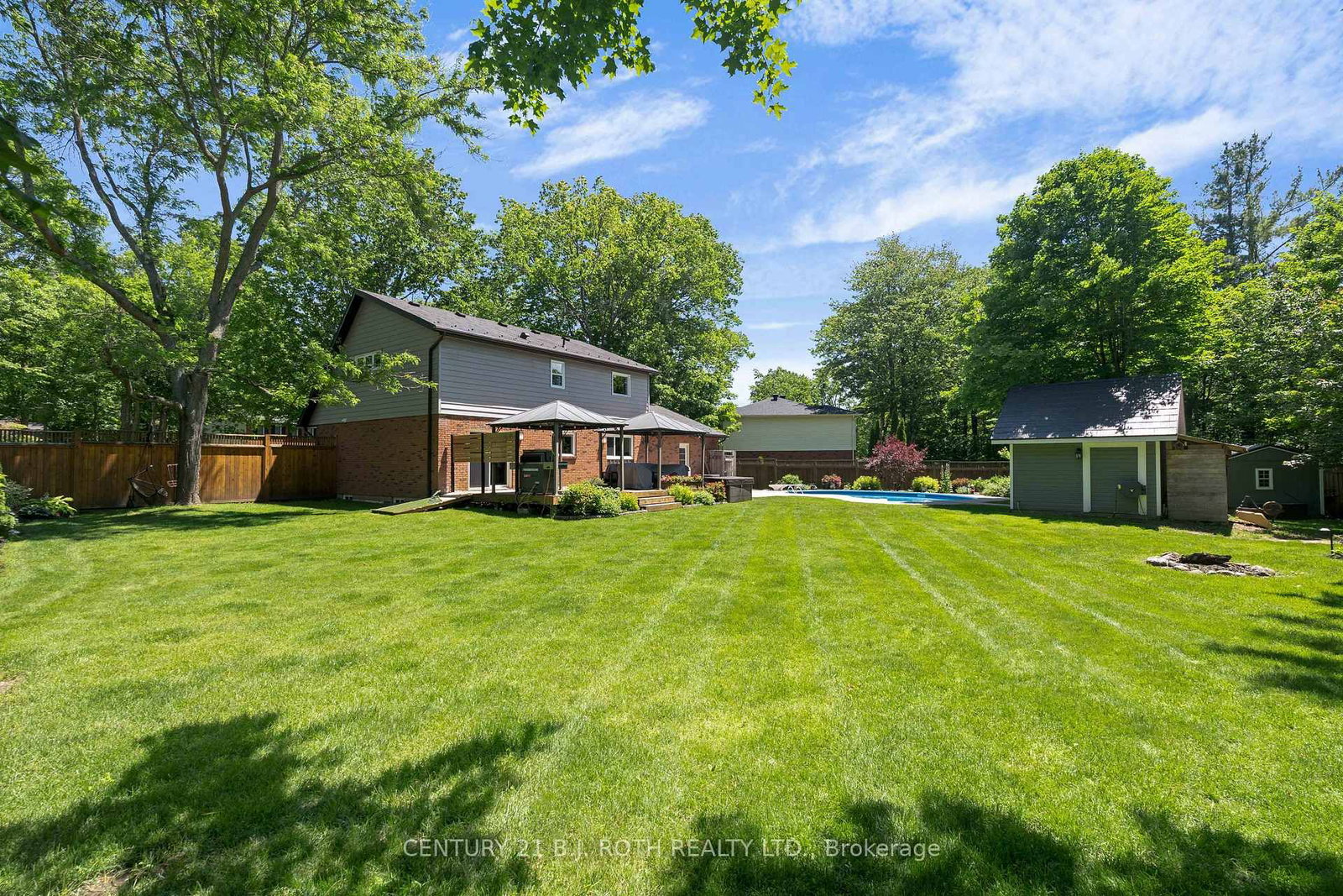 16 Spence Avenue • Springwater, ON photo 42