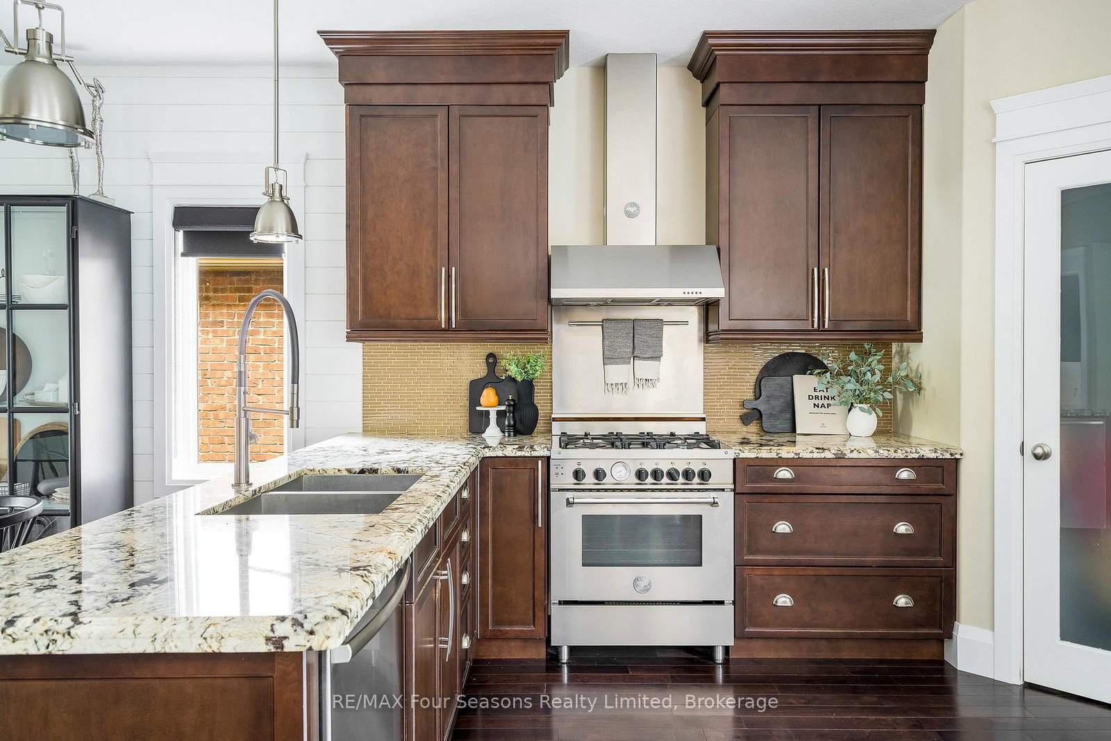 37 Chamberlain Crescent • Collingwood, ON photo 18