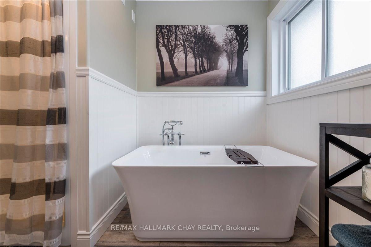85 Miller Drive • Barrie, ON photo 12