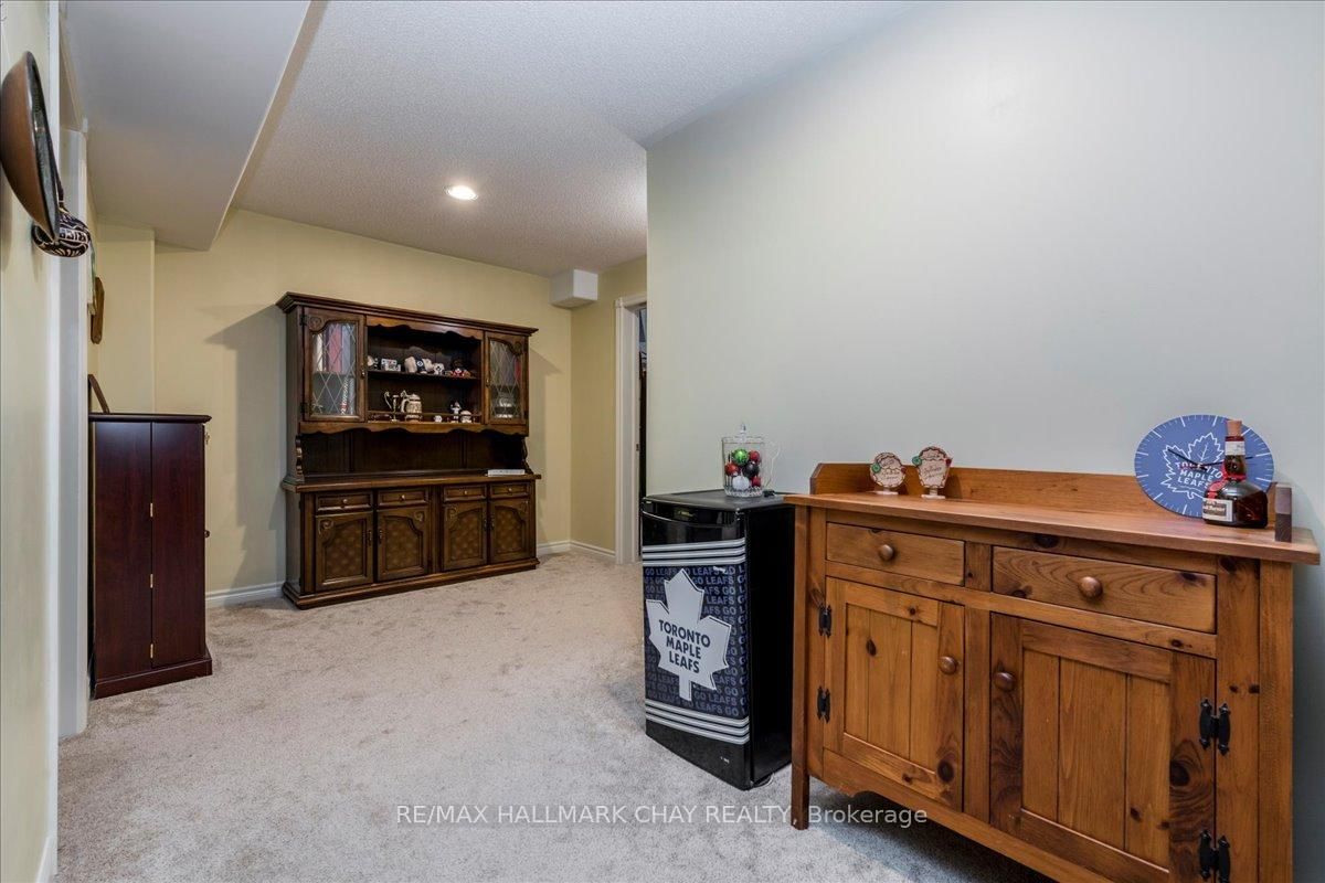85 Miller Drive • Barrie, ON photo 17