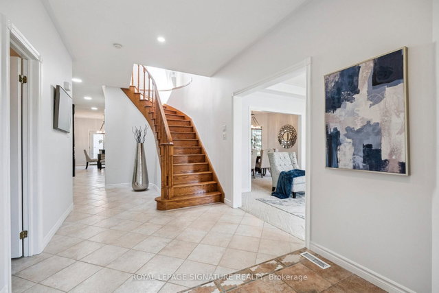 12 Mccullough Court