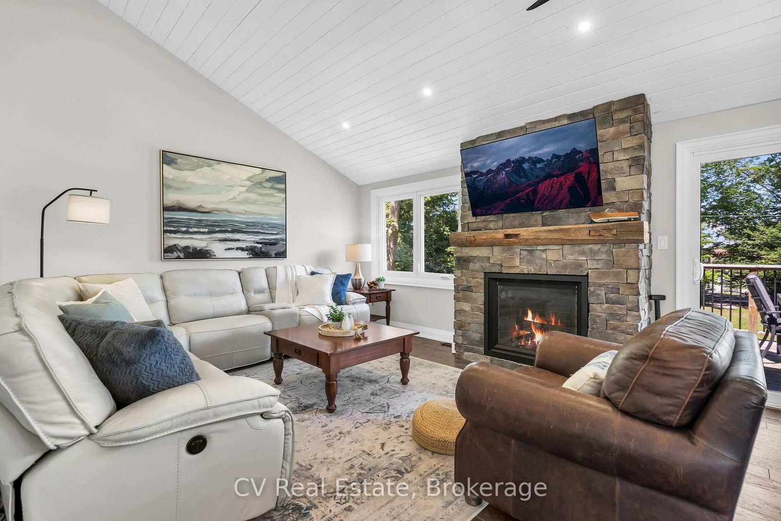 22 Baycrest Drive • Barrie, ON photo 12