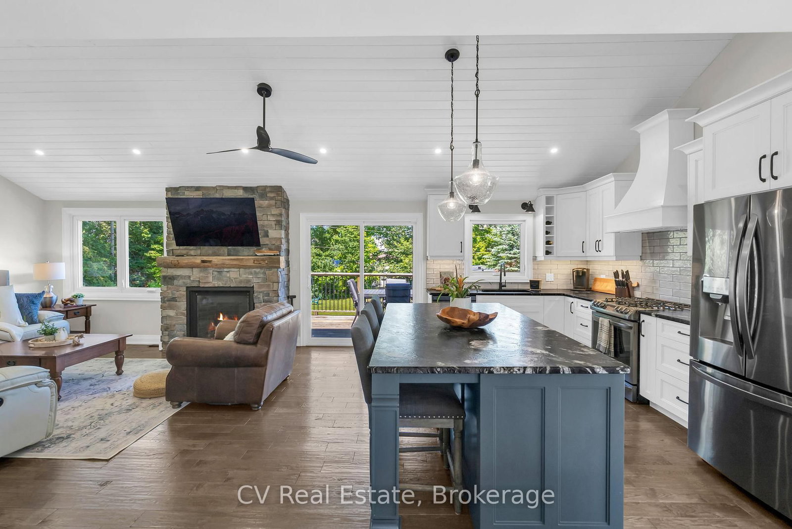 22 Baycrest Drive • Barrie, ON photo 18