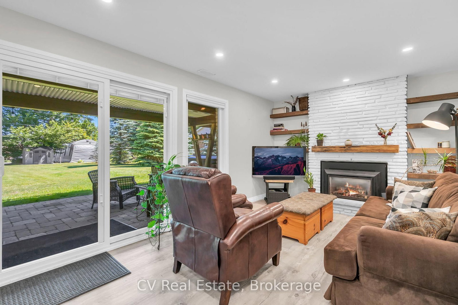 22 Baycrest Drive • Barrie, ON photo 29