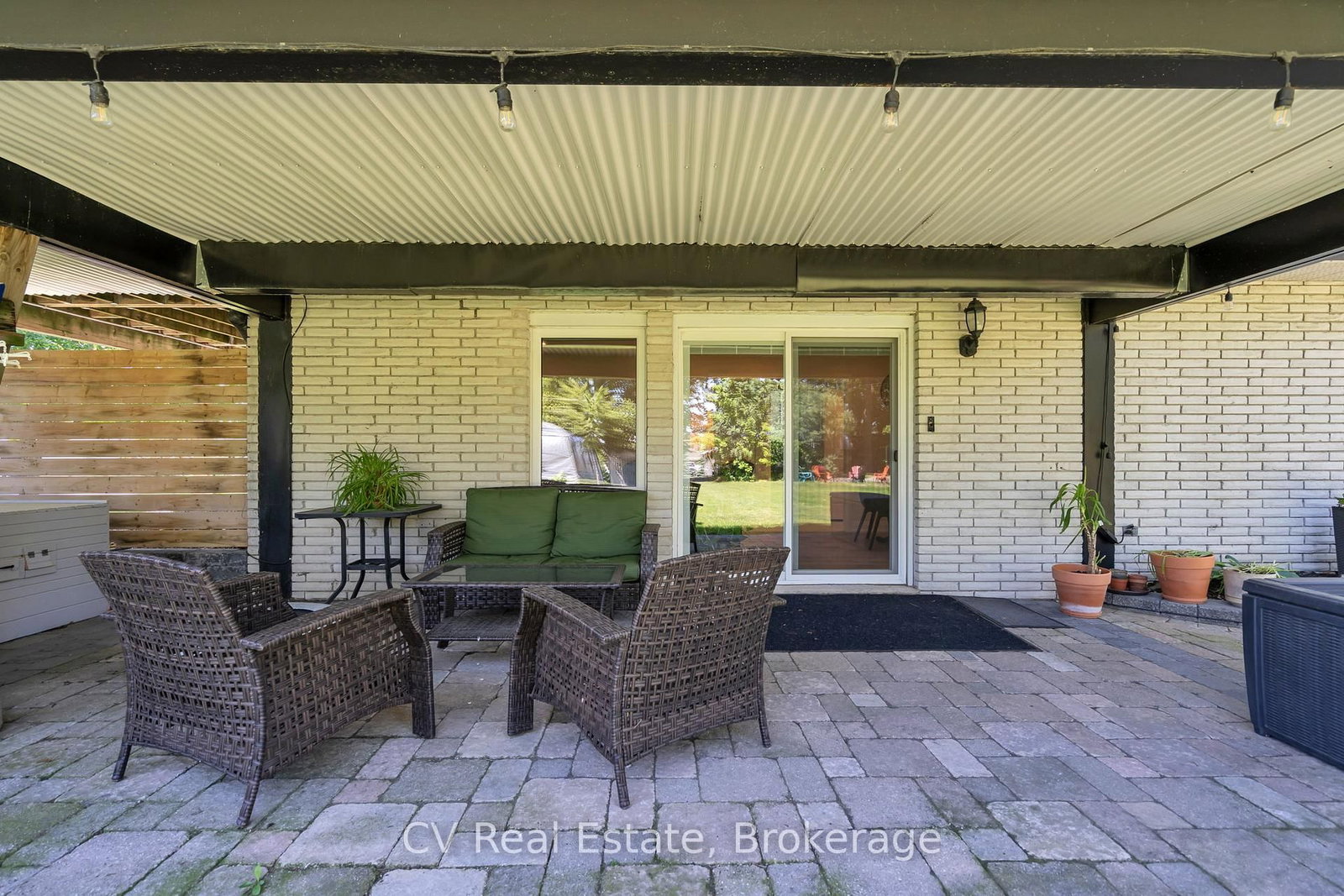 22 Baycrest Drive • Barrie, ON photo 35