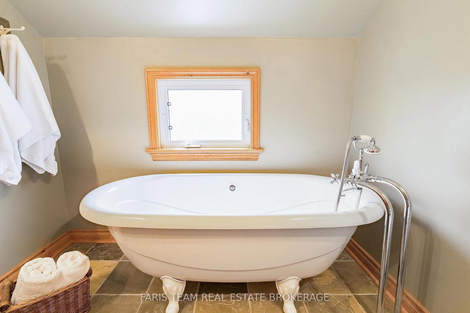 46 Huronwoods Drive • Oro-Medonte, ON photo 28