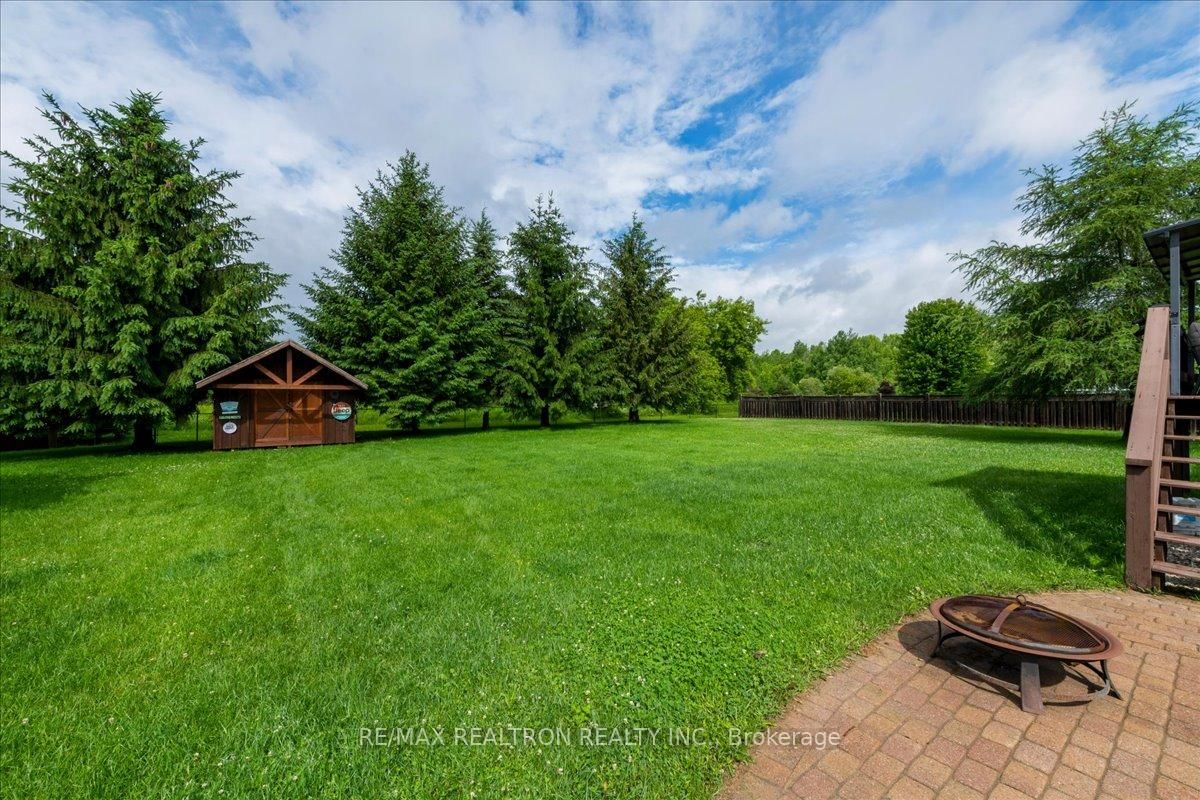 4 Templeton Drive • Clearview, ON photo 33