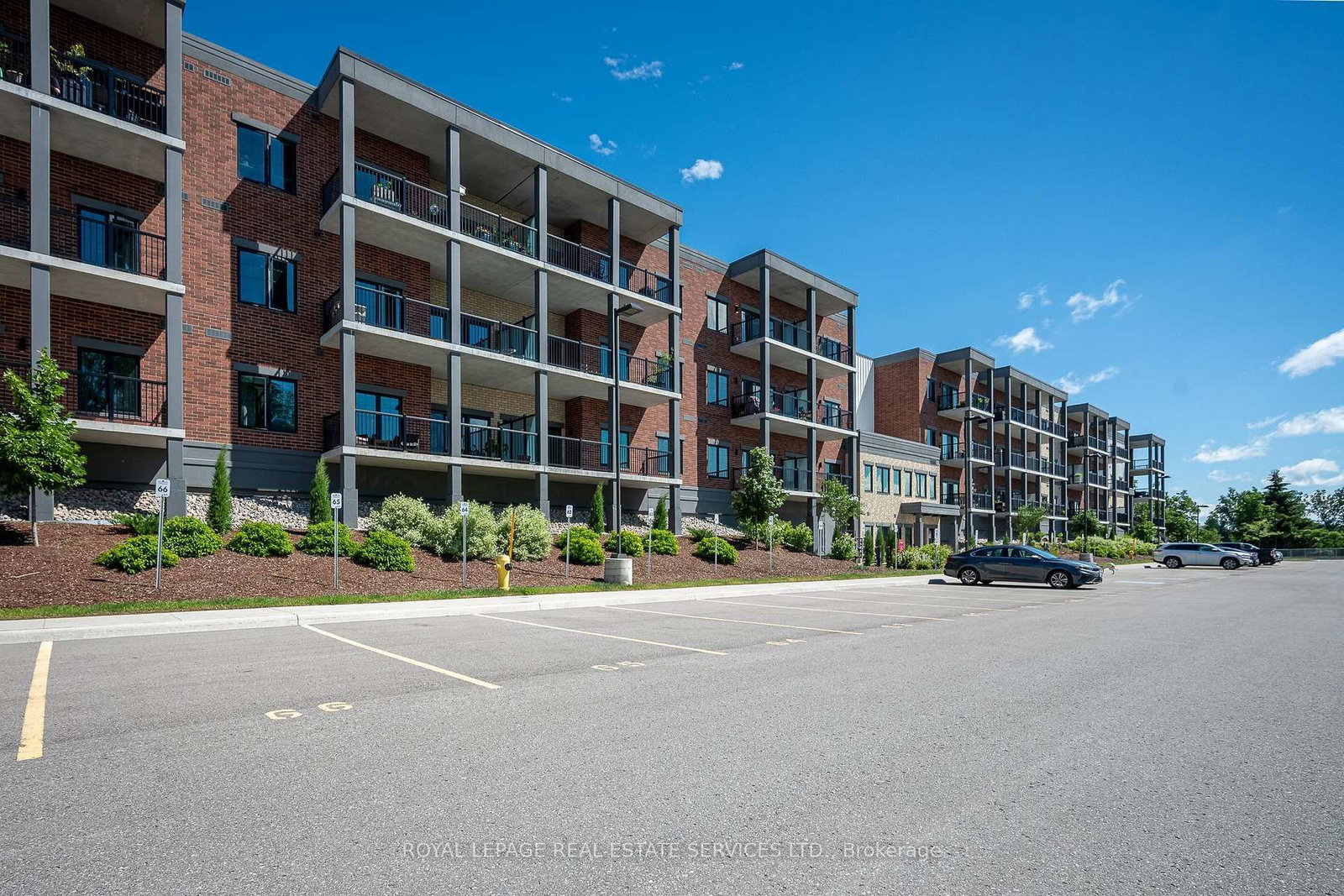121 Mary Street • #314 • Clearview, ON photo 2