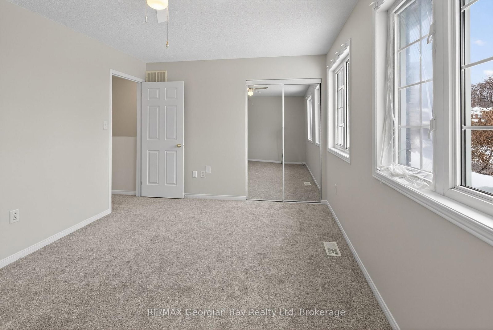 836 Coral Springs Lane • Midland, ON photo 18