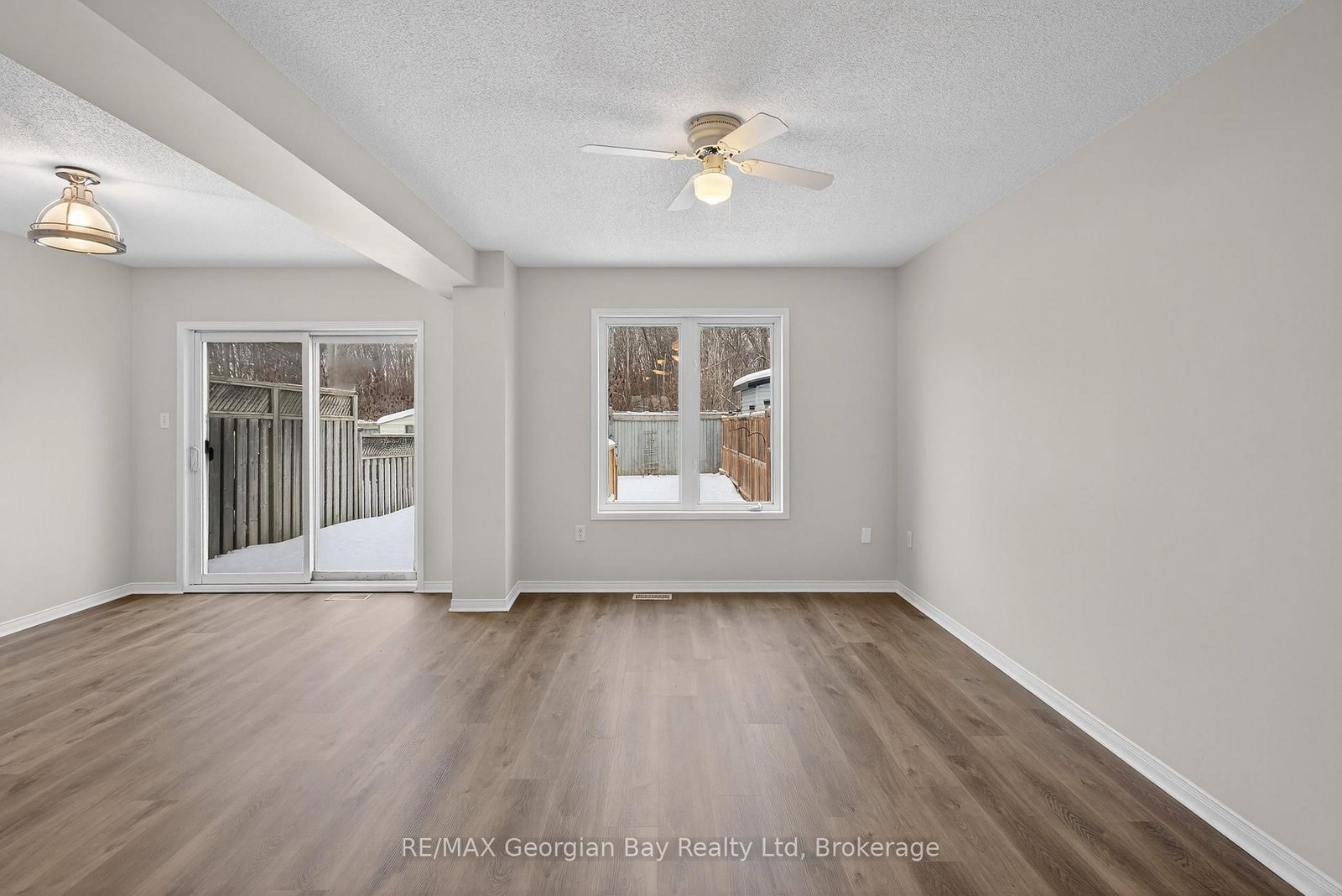 836 Coral Springs Lane • Midland, ON photo 6