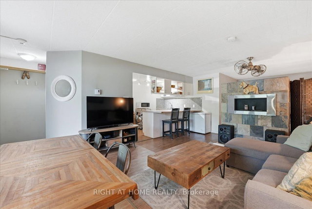 108 - 1102 Horseshoe Valley Road W