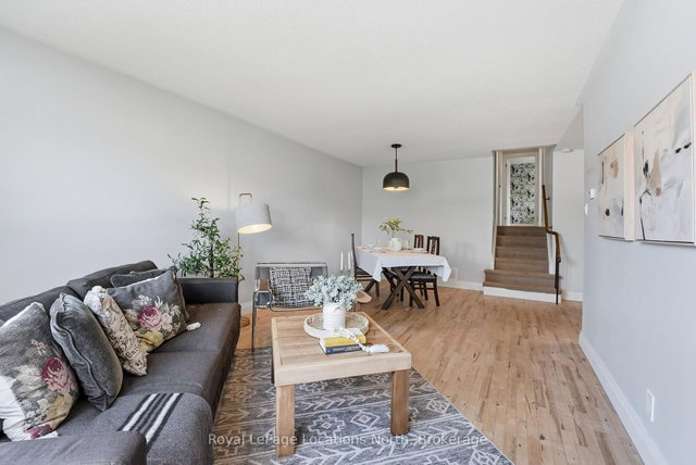32 Courtice Crescent