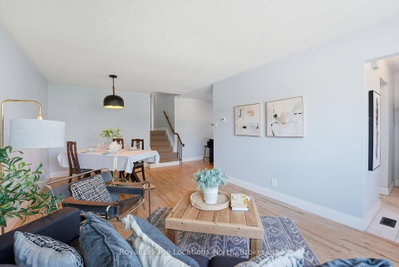32 Courtice Crescent • Collingwood, ON photo 4