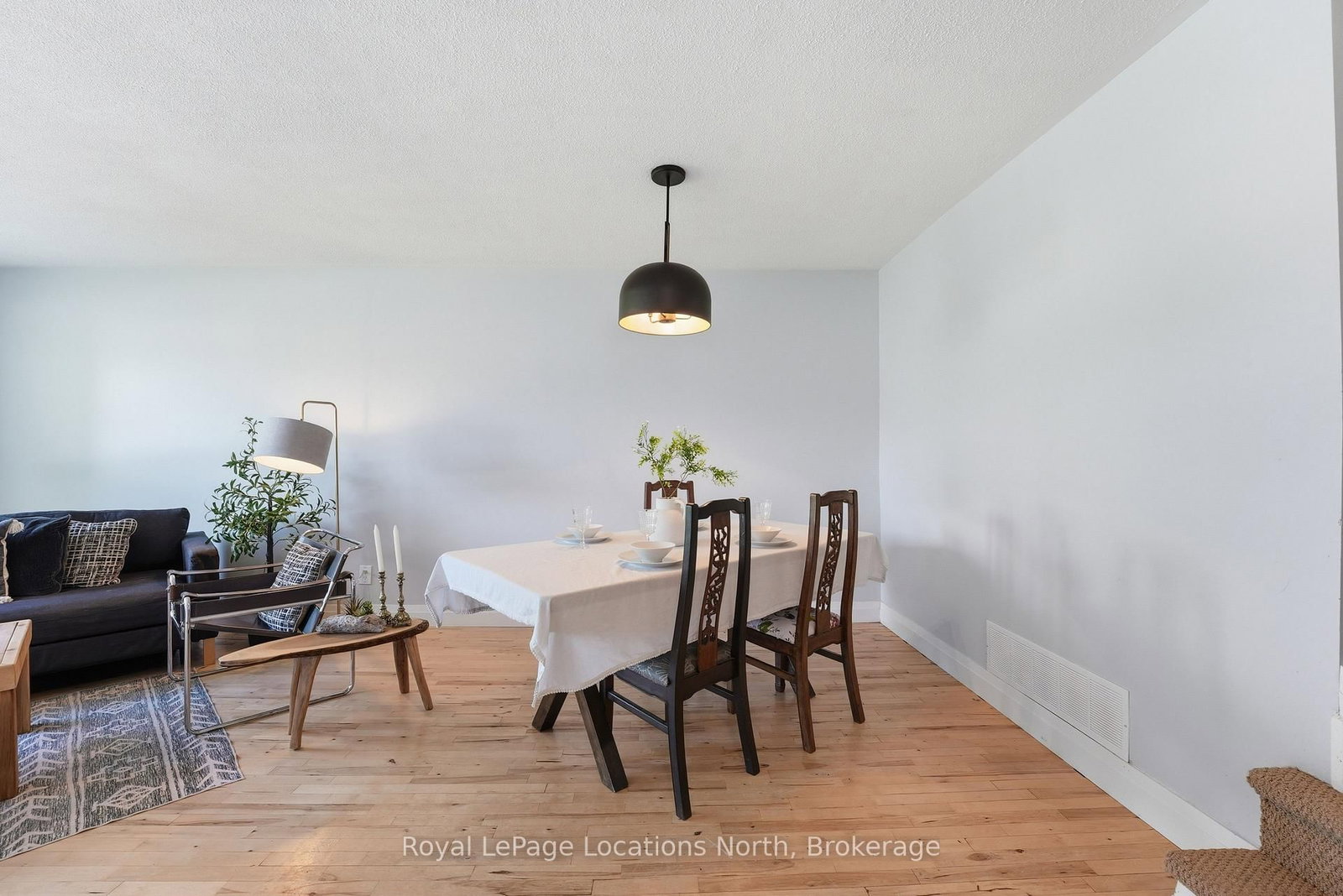 32 Courtice Crescent • Collingwood, ON photo 9
