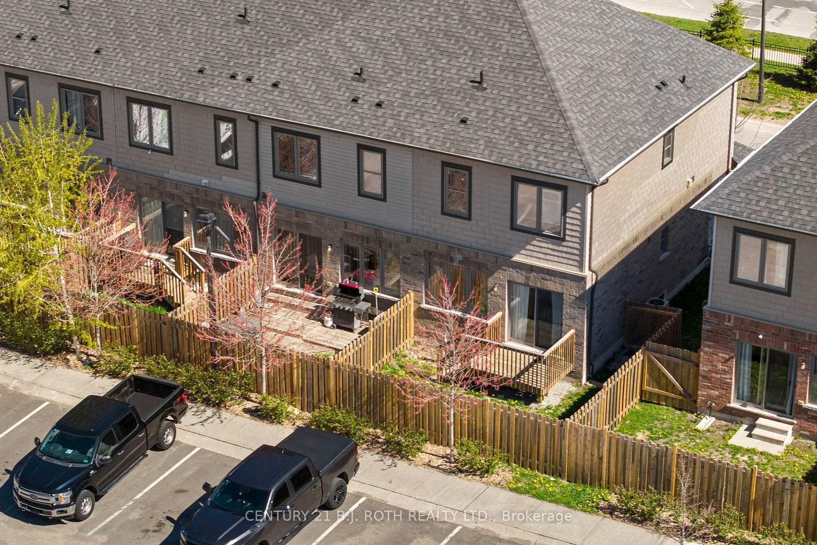 27 Cygnus Crescent • Barrie, ON photo 19