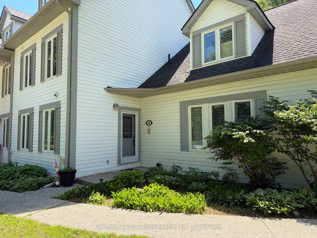 B7 - 22 Wasaga Woods Circle