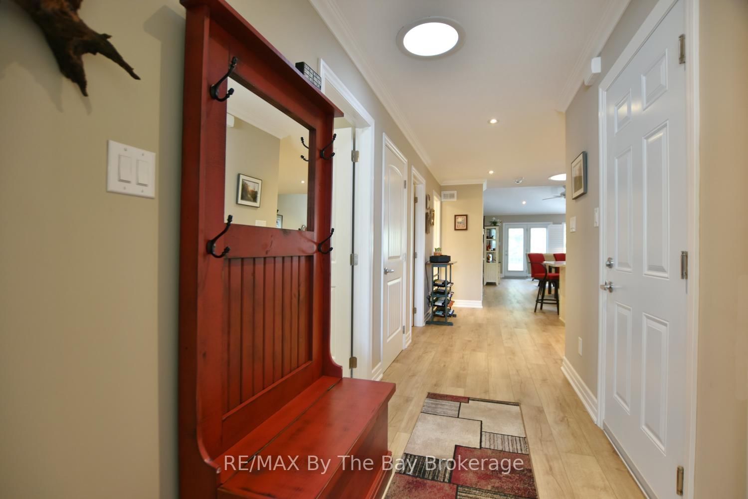 12 New York Avenue • Wasaga Beach, ON photo 11