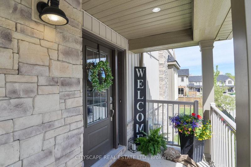 248 James Street E