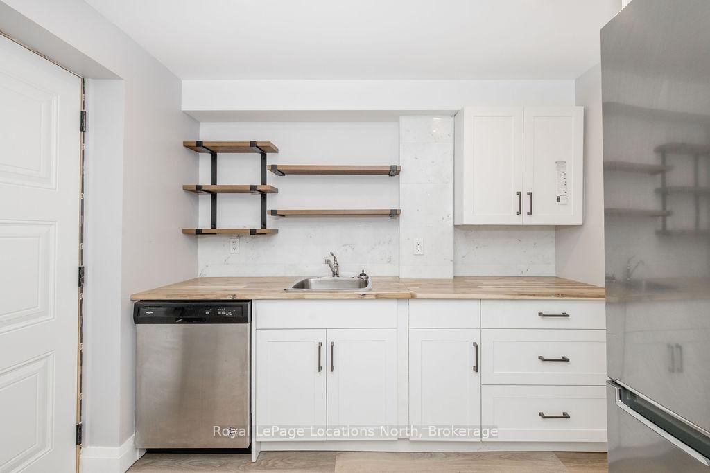 18 Bassett Street • Collingwood, ON photo 37