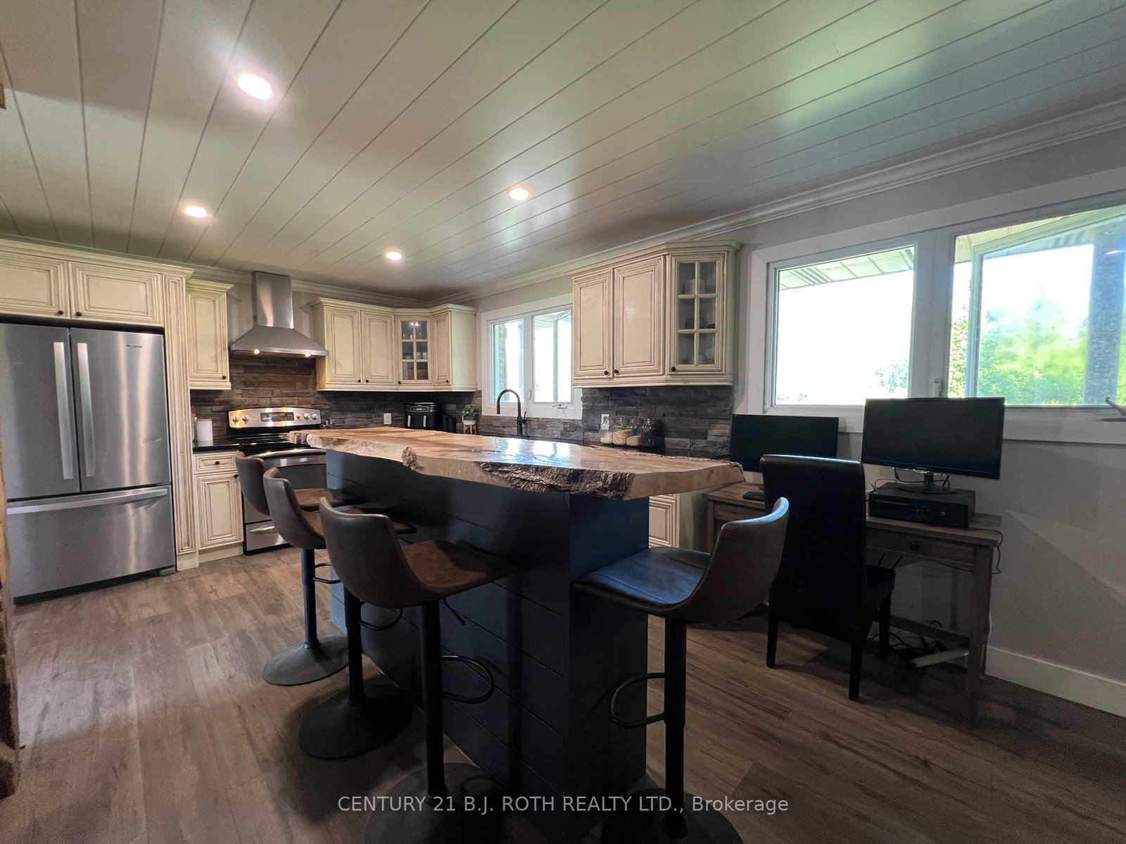 2266 FOXMEAD Road • Oro-Medonte, ON photo 37