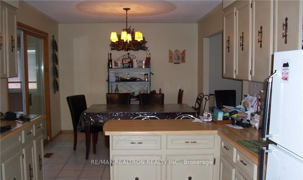 444 E River Road • Wasaga Beach, ON photo 8