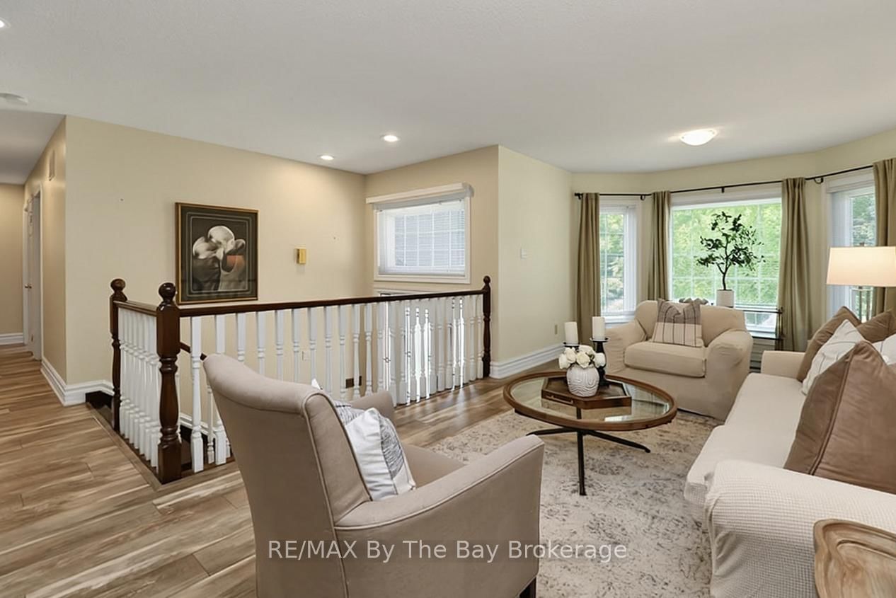 54 Fairway Crescent • Wasaga Beach, ON photo 11