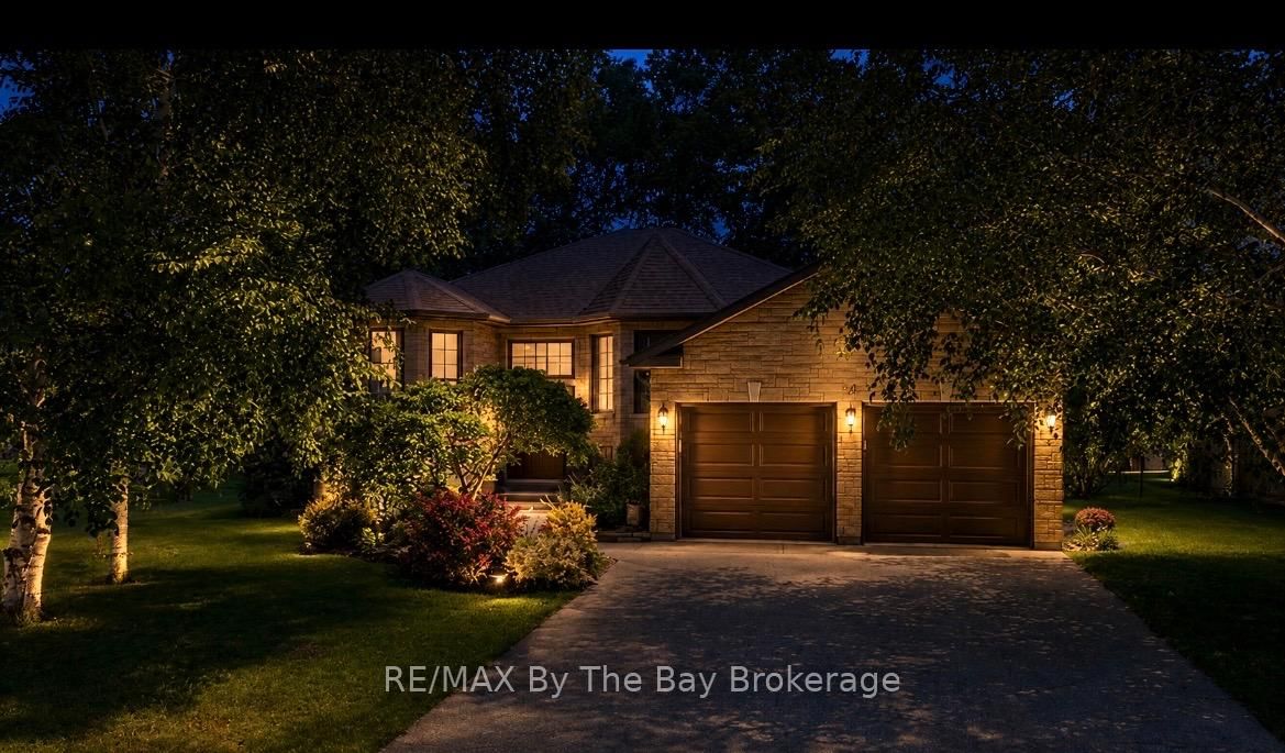 54 Fairway Crescent • Wasaga Beach, ON photo 4