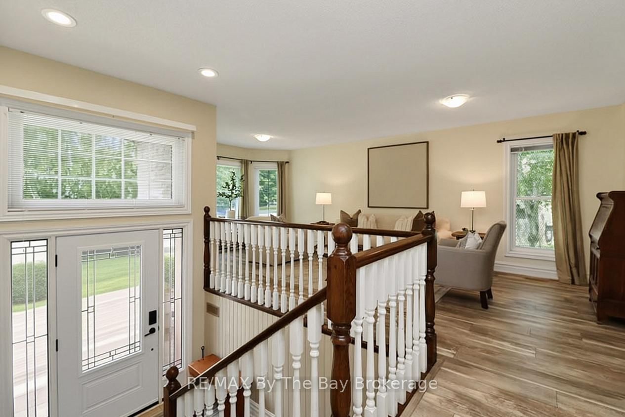 54 Fairway Crescent • Wasaga Beach, ON photo 6