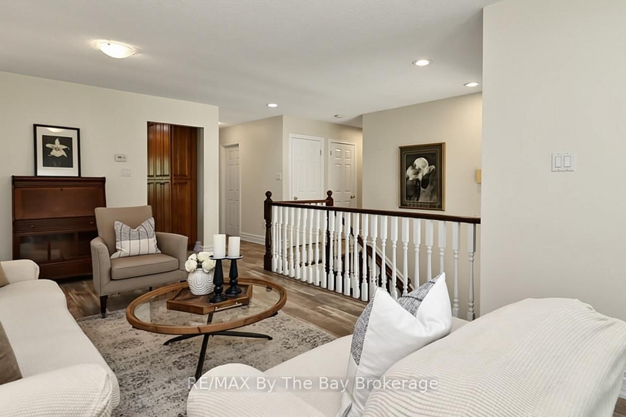 54 Fairway Crescent • Wasaga Beach, ON photo 9